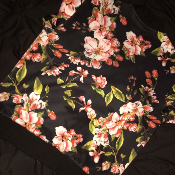 COPPER RIVET FLORAL PRINT JACKET - Picture 3 of 3